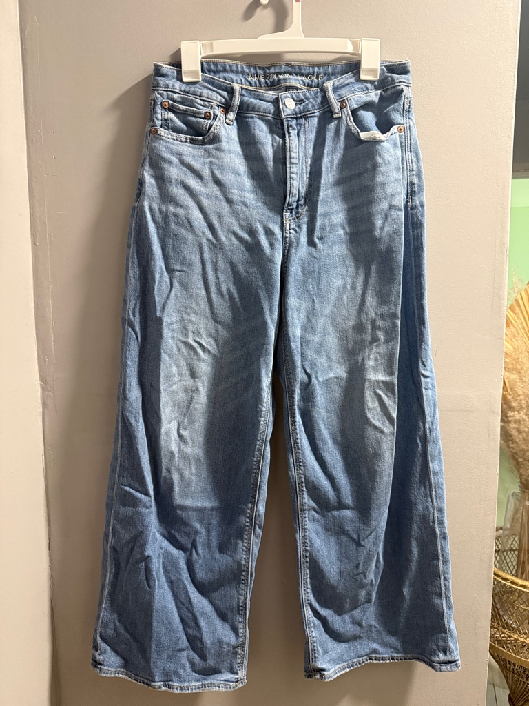 American Eagle Dreamy Drape Jeans